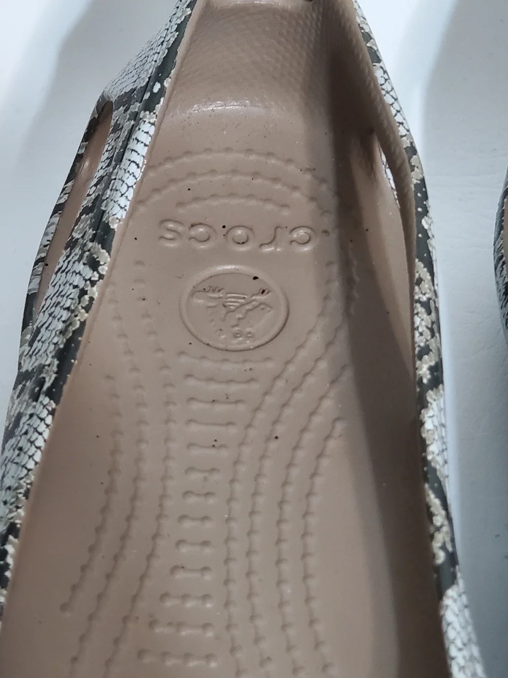 CROCS Women's Snake-Print Ballet Flats in Beige and Black Slip On Size 8